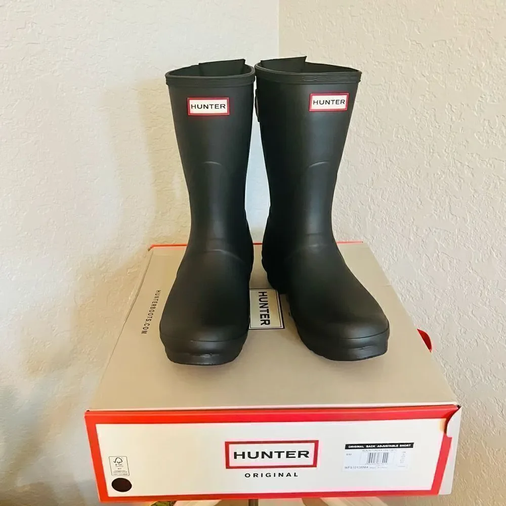 HUNTER Original Short Back Adjustable Rain‎ Boot, BLACK GRAY, Size 9, NWT